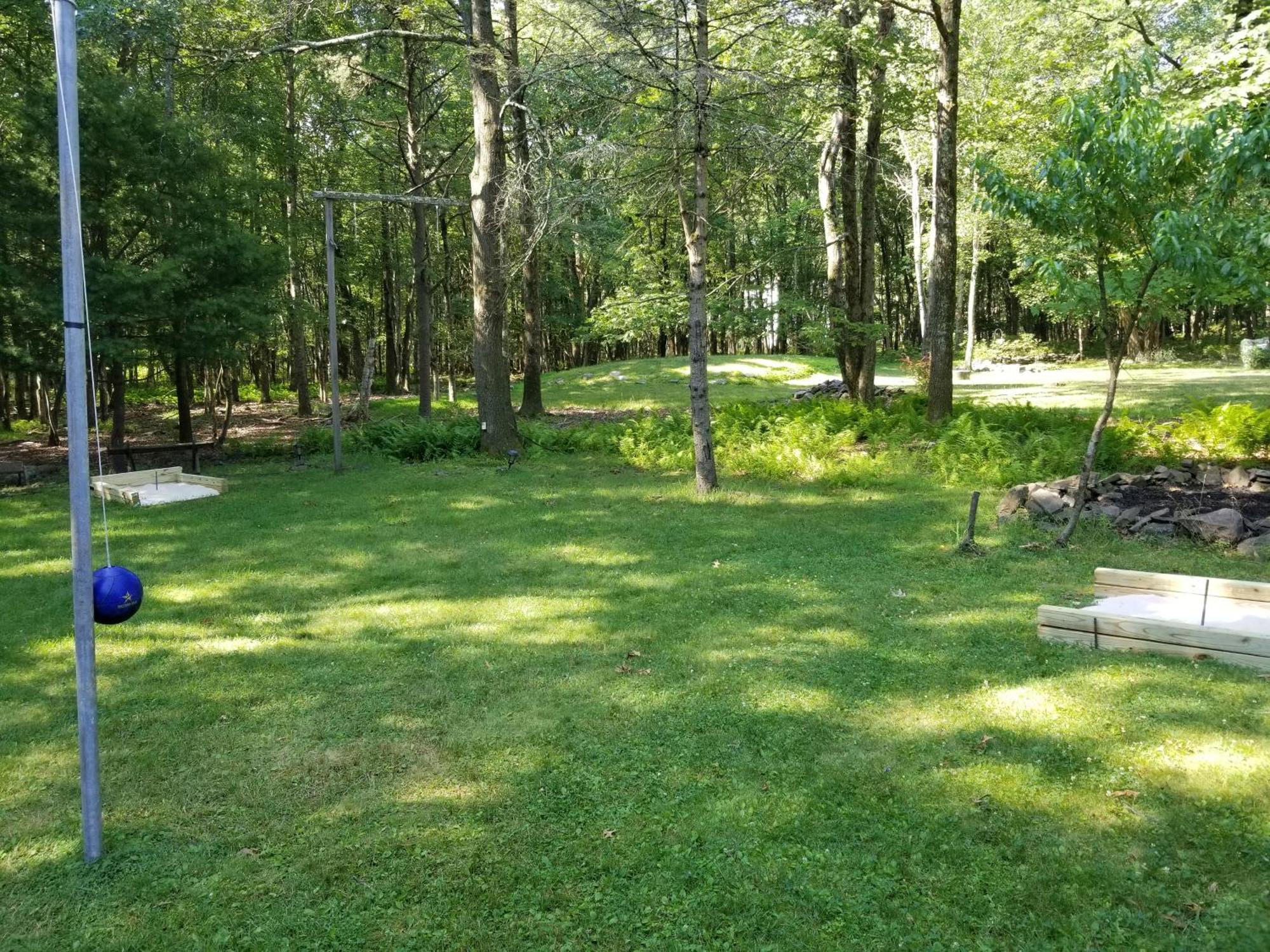 Serenity And Fun All In One In This Cozy Pocono Cabin Jim Thorpe Eksteriør bilde