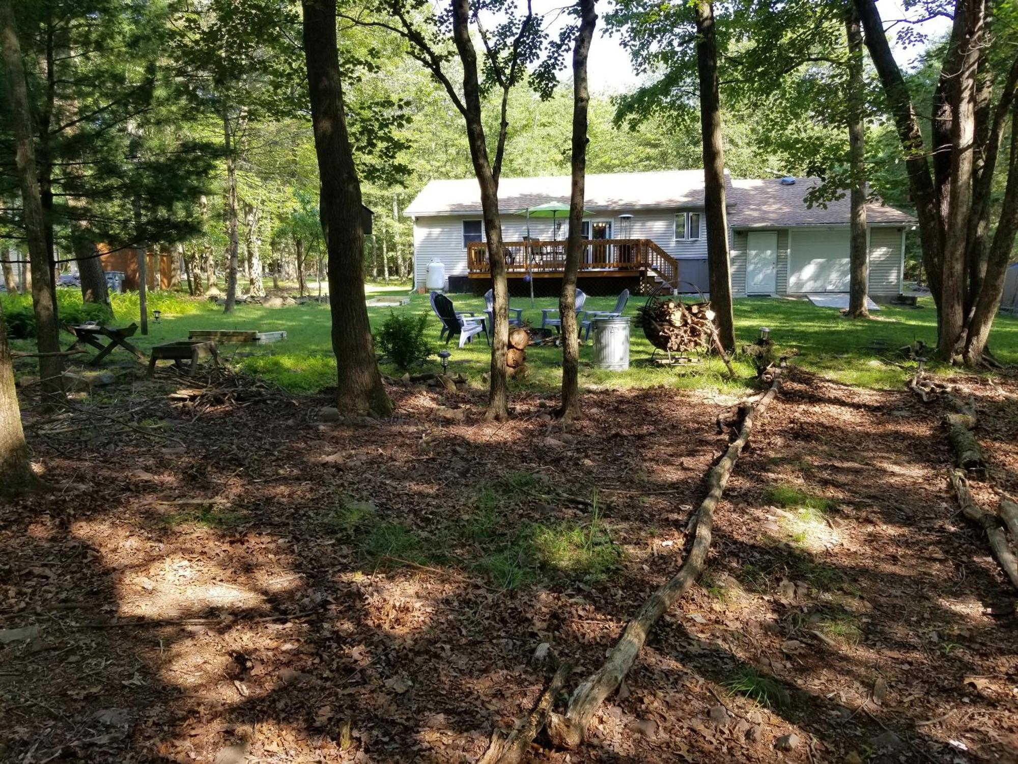 Serenity And Fun All In One In This Cozy Pocono Cabin Jim Thorpe Eksteriør bilde