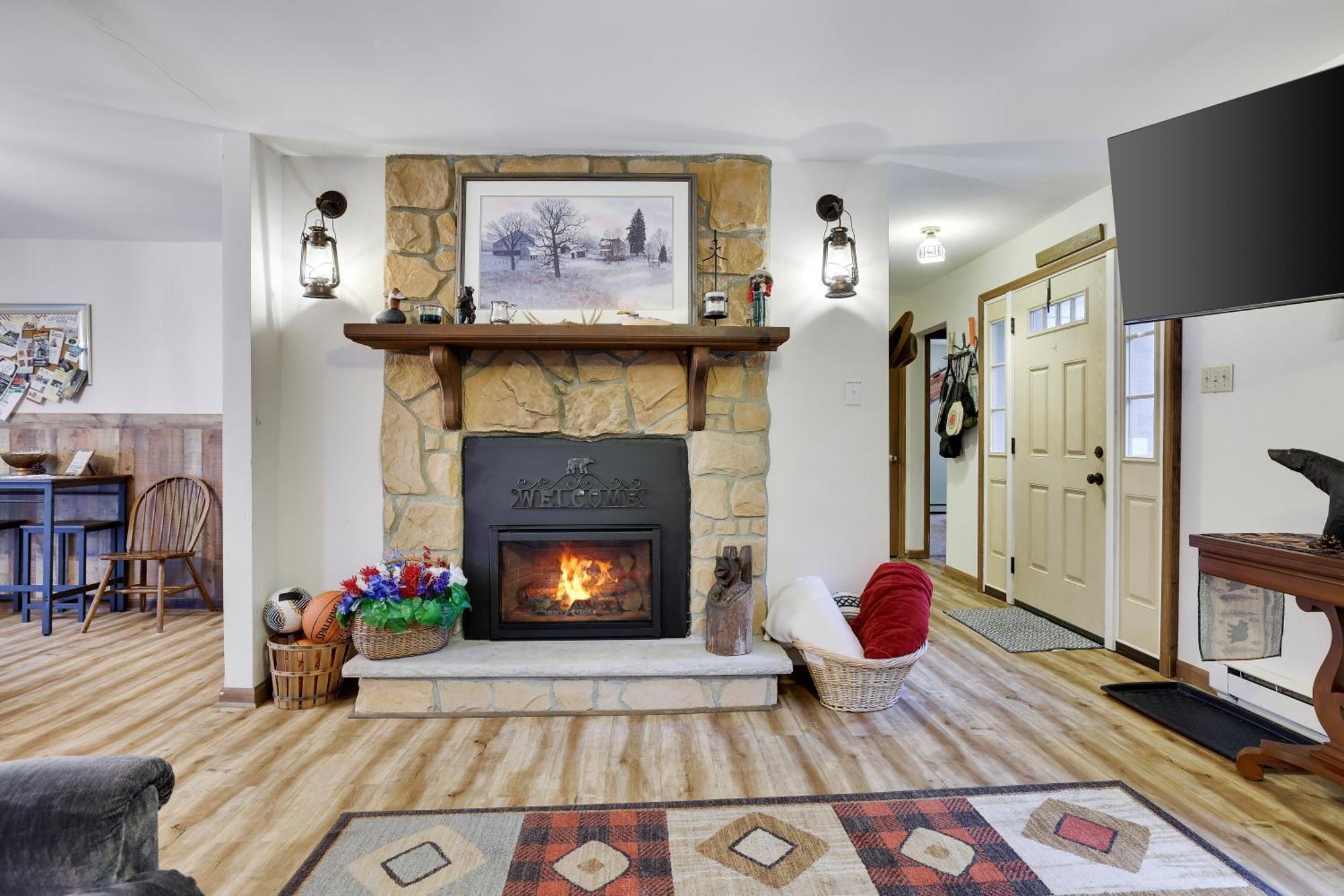 Serenity And Fun All In One In This Cozy Pocono Cabin Jim Thorpe Eksteriør bilde